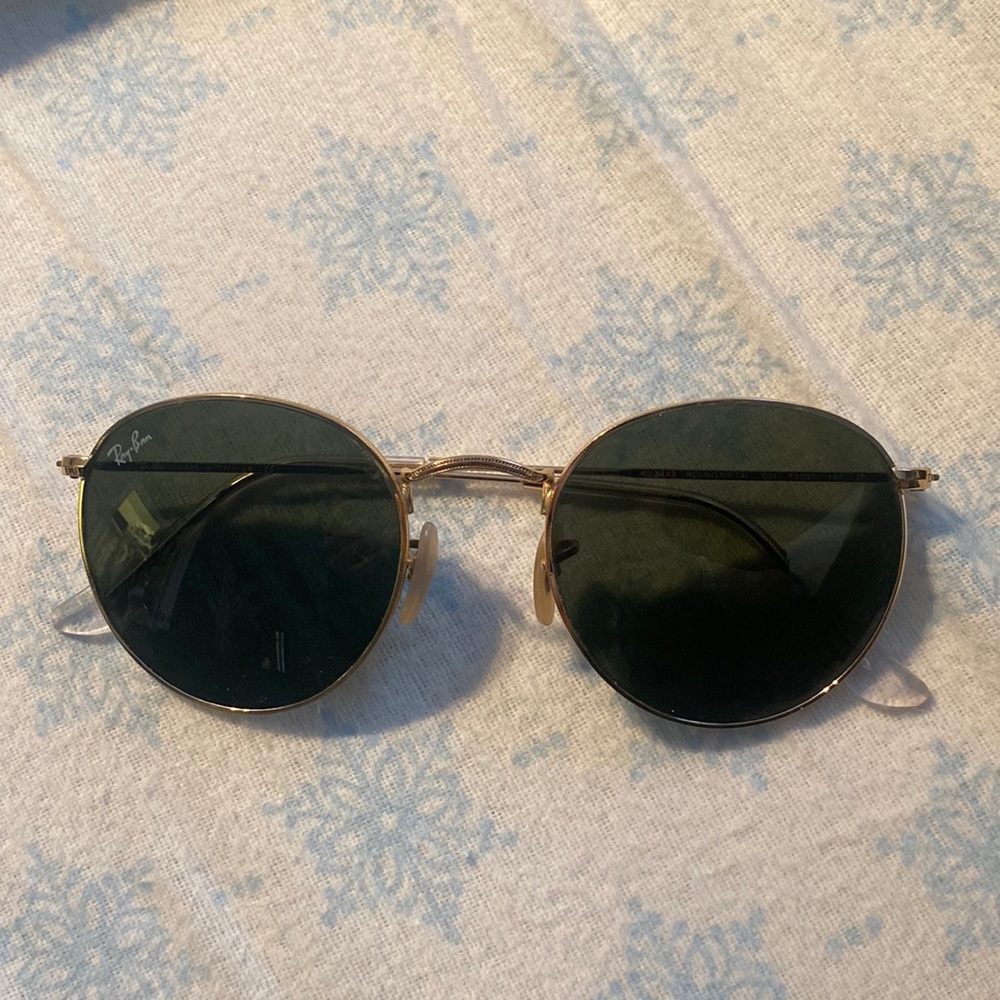 Basically new ray bans
